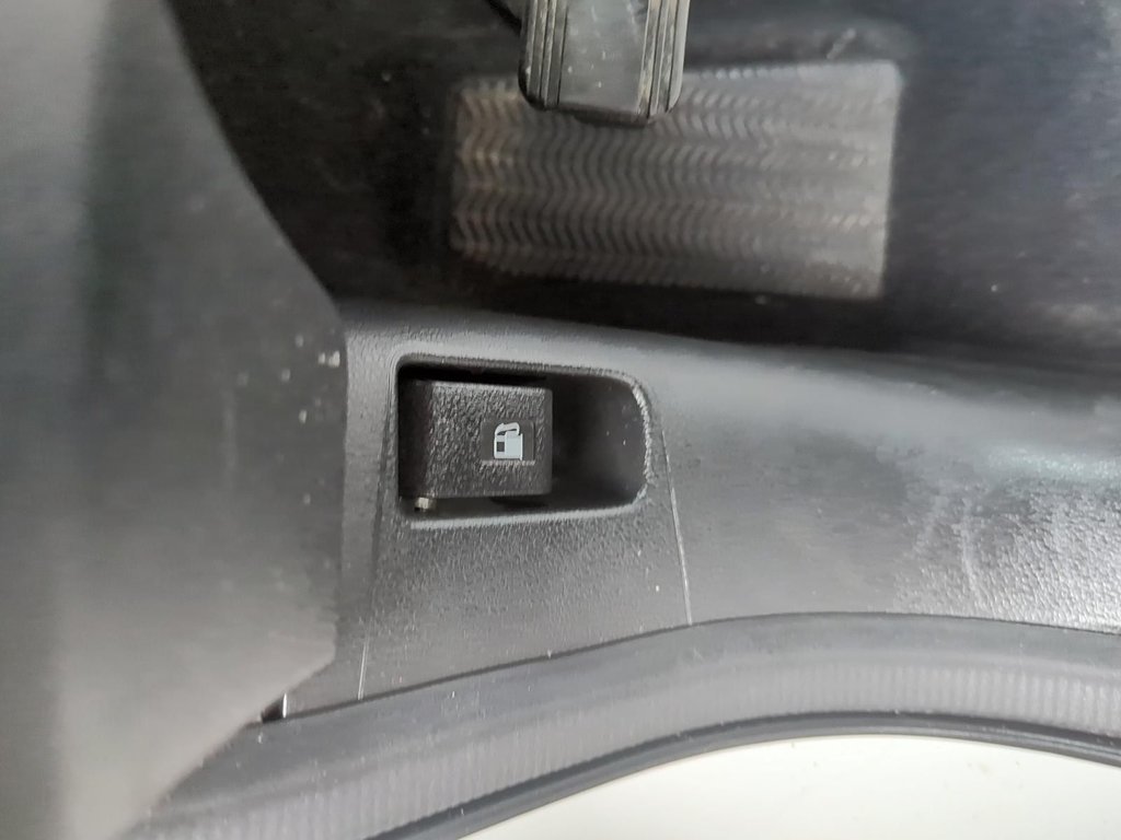 2014 Honda CR-V LX | Cam | USB | Bluetooth | Keyless | Cruise in Saint John, New Brunswick - 40 - w1024h768px