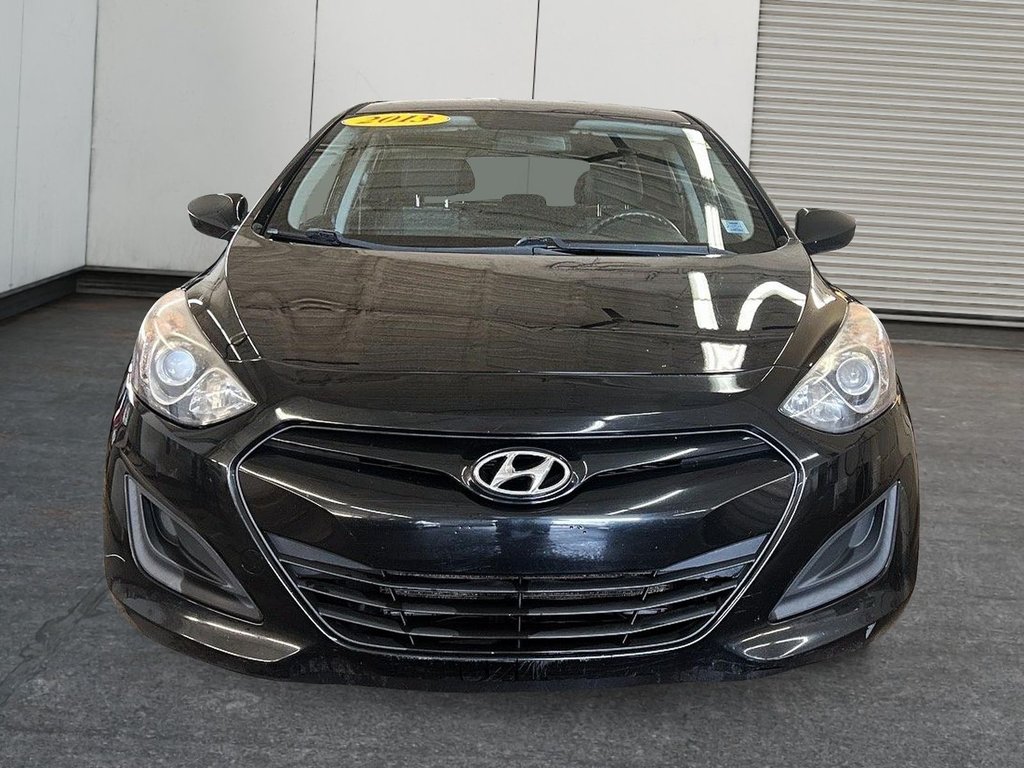 2013 Hyundai Elantra GT in Antigonish, Nova Scotia - 3 - w1024h768px