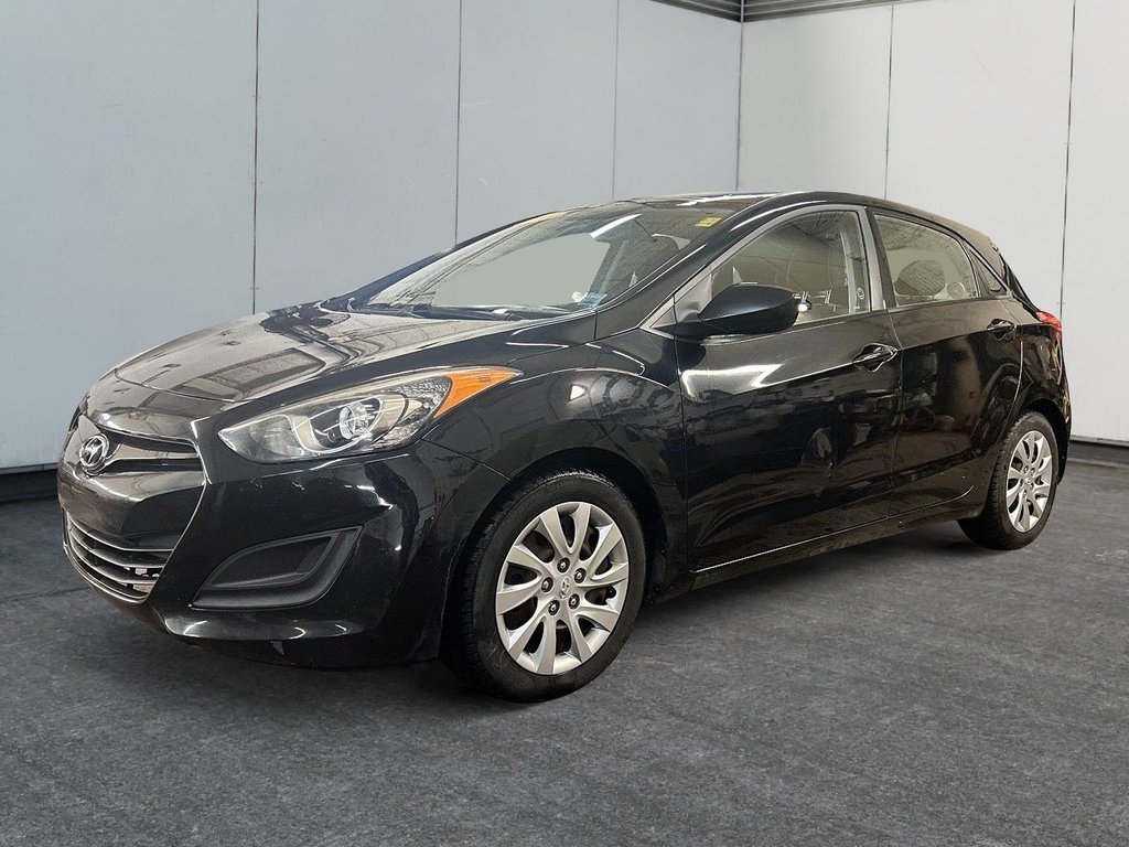 2013 Hyundai Elantra GT in Antigonish, Nova Scotia - 11 - w1024h768px