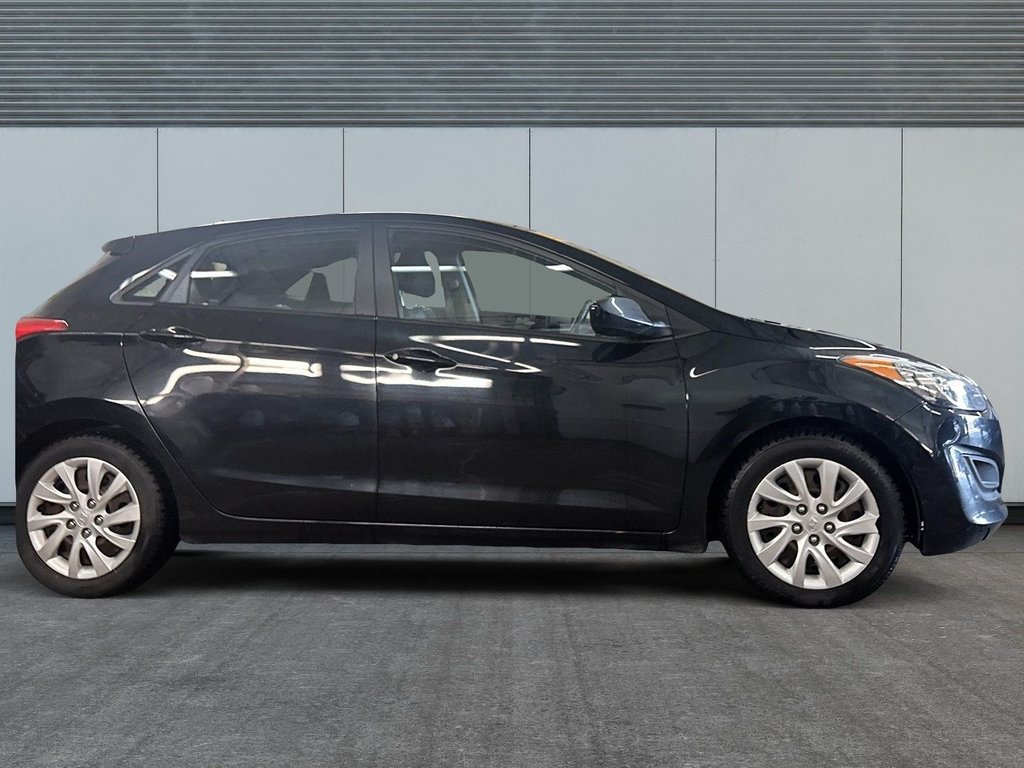 2013 Hyundai Elantra GT in Antigonish, Nova Scotia - 6 - w1024h768px