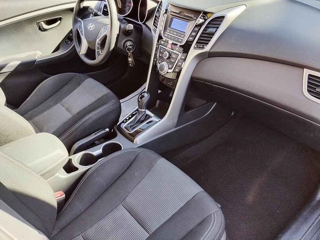 2016 Hyundai Elantra GT GL | USB | HtdSeats | Bluetooth | Cruise in Saint John, New Brunswick - 14 - w1024h768px