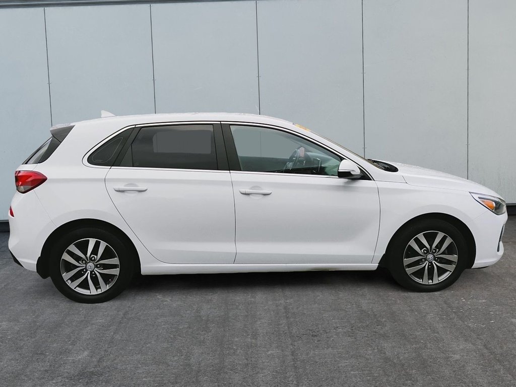 2020 Hyundai Elantra GT in Antigonish, Nova Scotia - 6 - w1024h768px