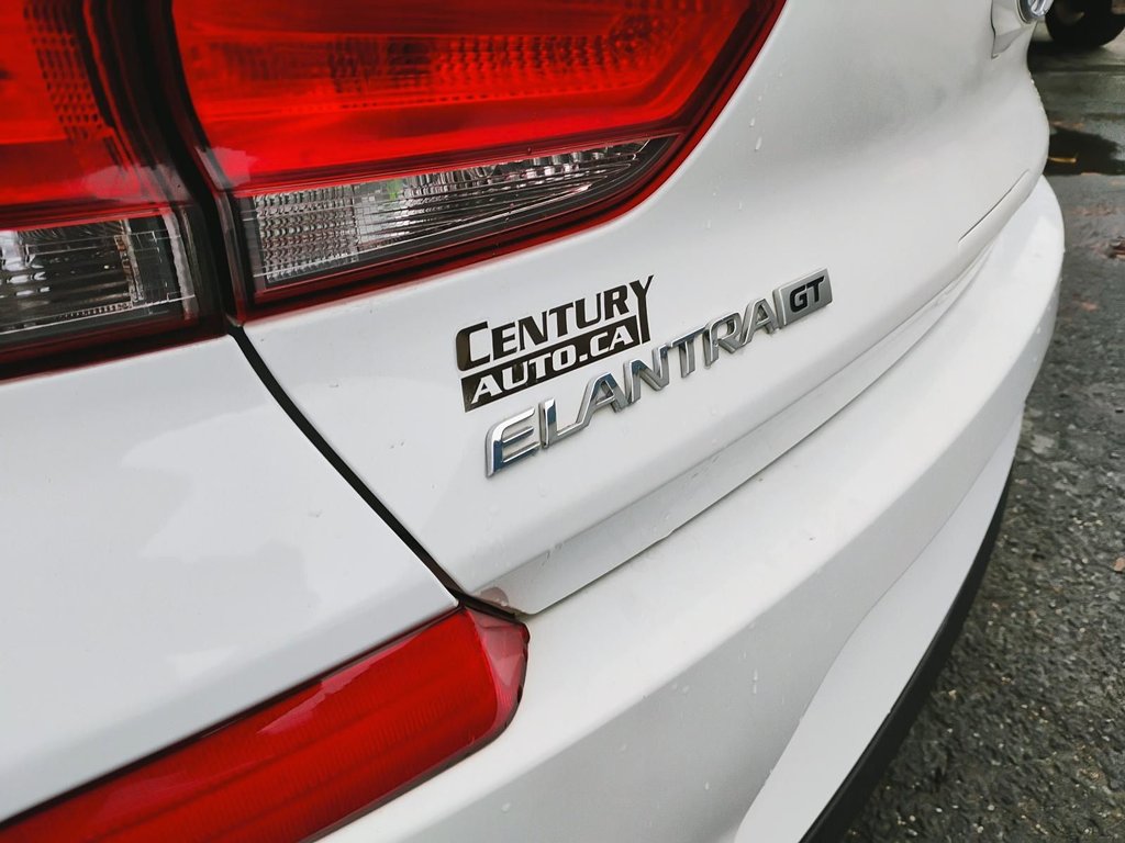 2020 Hyundai Elantra GT in Antigonish, Nova Scotia - 21 - w1024h768px