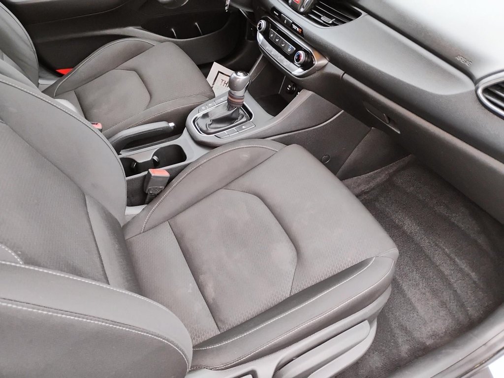 2020 Hyundai Elantra GT in Antigonish, Nova Scotia - 14 - w1024h768px