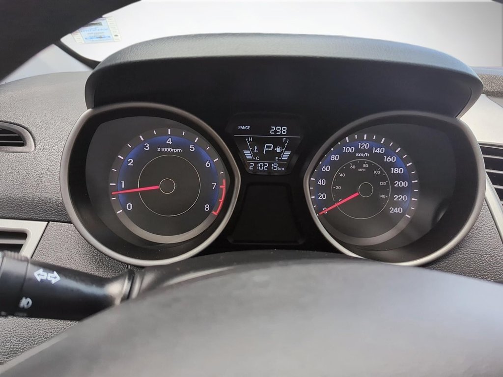 2016 Hyundai Elantra Sport Appearance | Cam | USB | HtdSeats |Bluetooth in Saint John, New Brunswick - 15 - w1024h768px