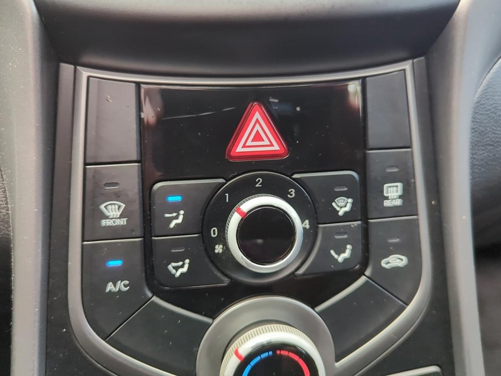 2016 Hyundai Elantra Sport Appearance | Cam | USB | HtdSeats |Bluetooth in Saint John, New Brunswick - 22 - w1024h768px