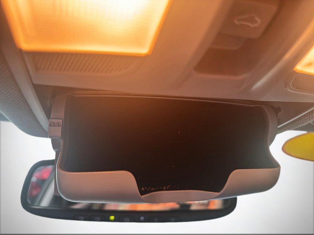 2018 Hyundai Elantra Limited | Leather | Cam | USB | HtdSeats in Saint John, New Brunswick - 33 - w1024h768px