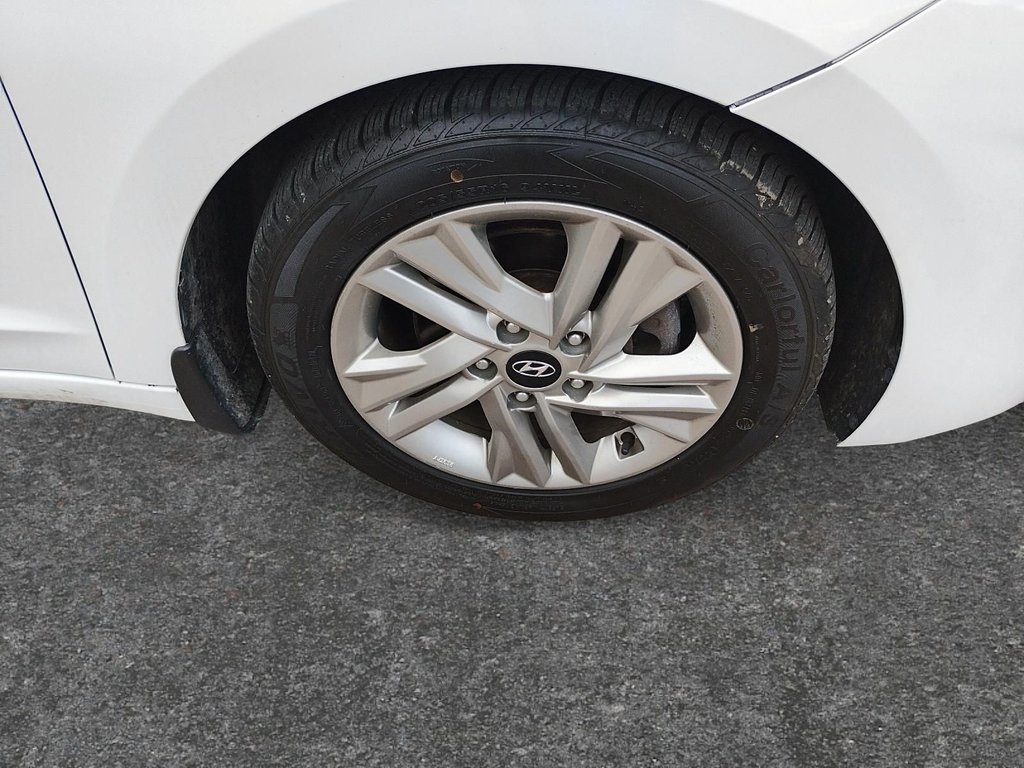2020 Hyundai Elantra in Antigonish, Nova Scotia - 11 - w1024h768px