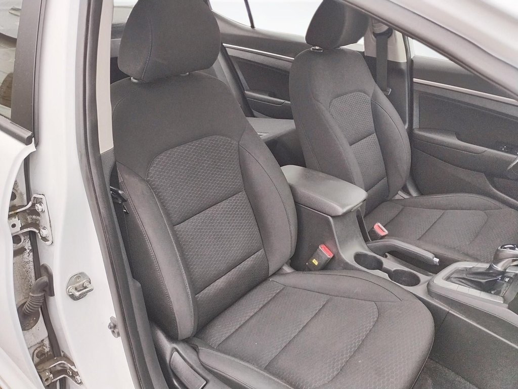 2020 Hyundai Elantra in Antigonish, Nova Scotia - 13 - w1024h768px