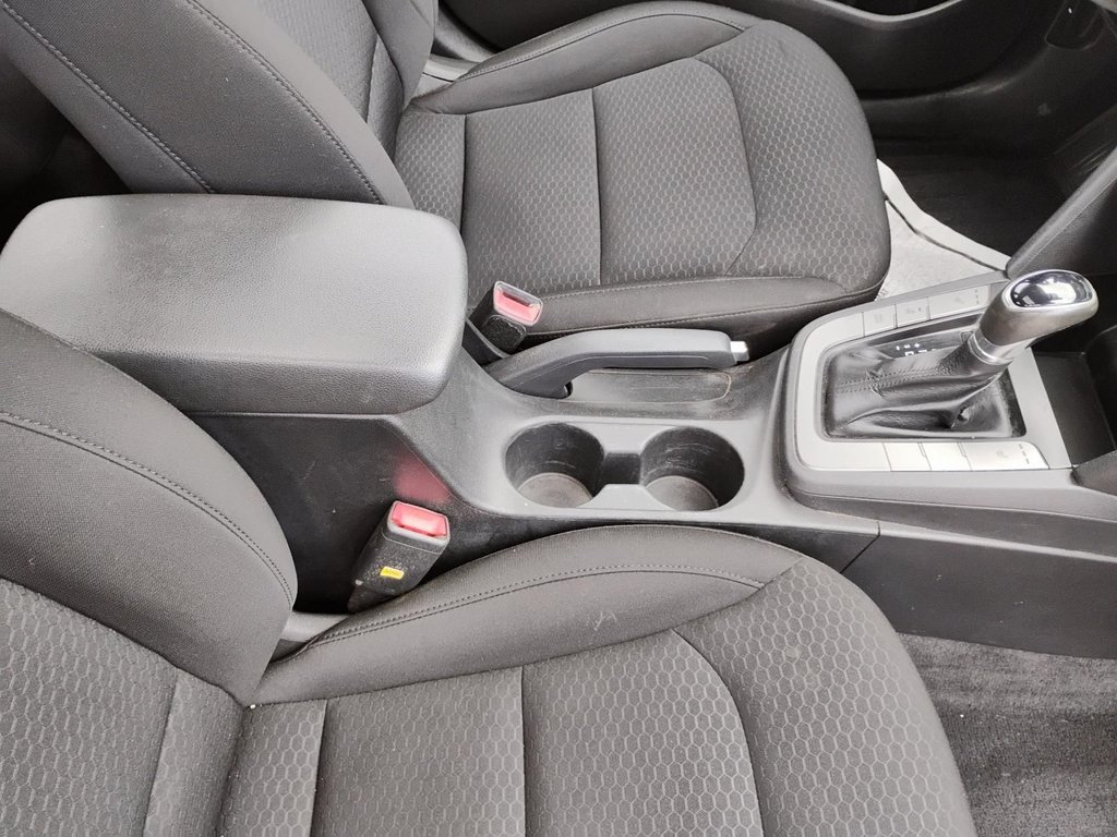 2020 Hyundai Elantra in Antigonish, Nova Scotia - 15 - w1024h768px