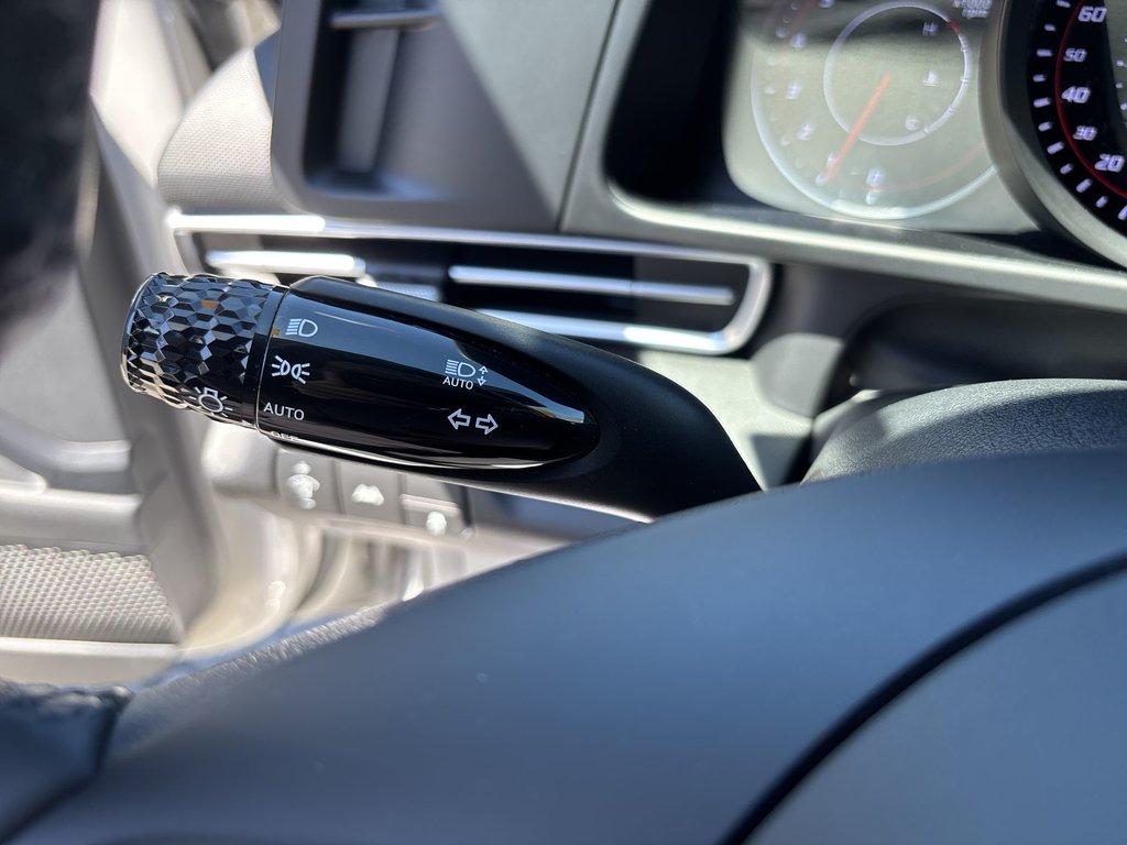 2023 Hyundai Elantra Preferred | Cam | USB | HtdSeats | Bluetooth | XM in Saint John, New Brunswick - 47 - w1024h768px