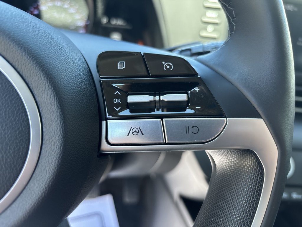 2023 Hyundai Elantra Preferred | Cam | USB | HtdSeats | Bluetooth | XM in Saint John, New Brunswick - 21 - w1024h768px