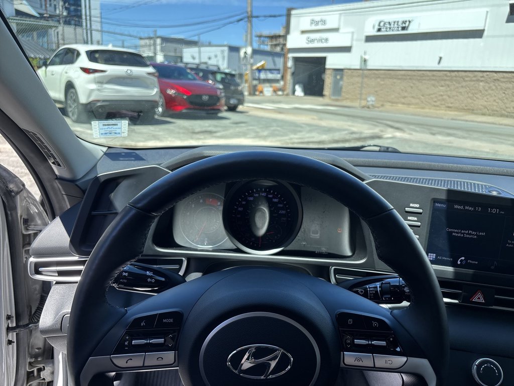 2023 Hyundai Elantra Preferred | Cam | USB | HtdSeats | Bluetooth | XM in Saint John, New Brunswick - 13 - w1024h768px