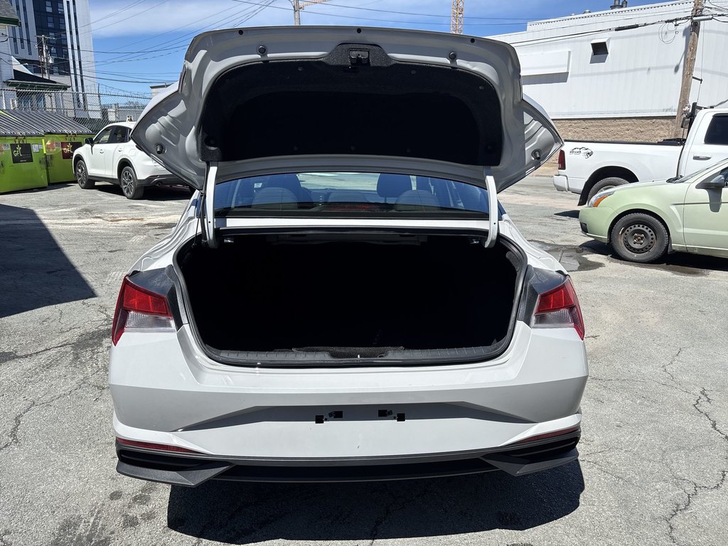 2023 Hyundai Elantra Preferred | Cam | USB | HtdSeats | Bluetooth | XM in Saint John, New Brunswick - 36 - w1024h768px