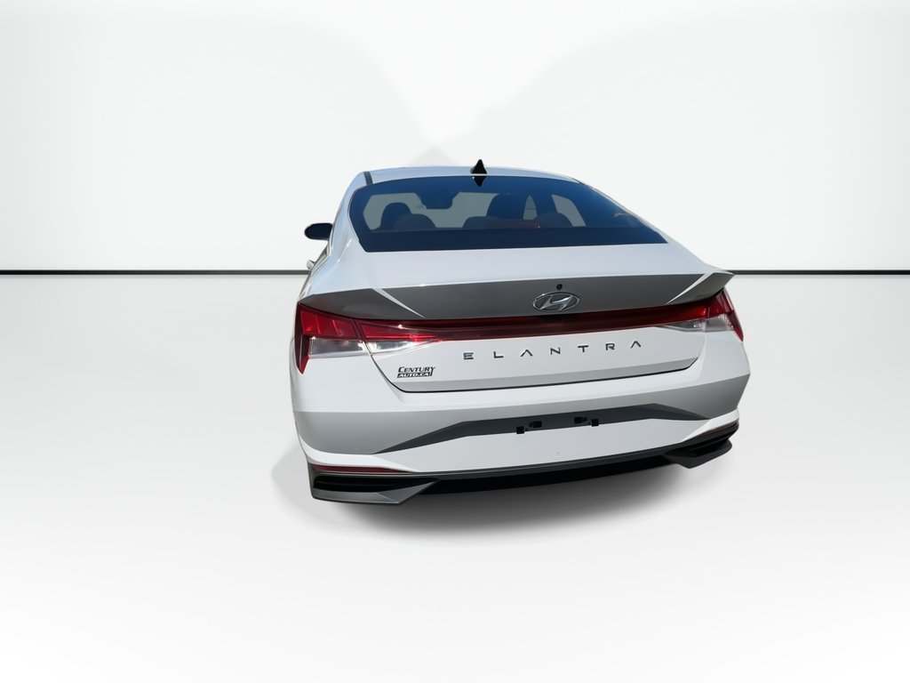 2023 Hyundai Elantra Preferred | Cam | USB | HtdSeats | Bluetooth | XM in Saint John, New Brunswick - 7 - w1024h768px
