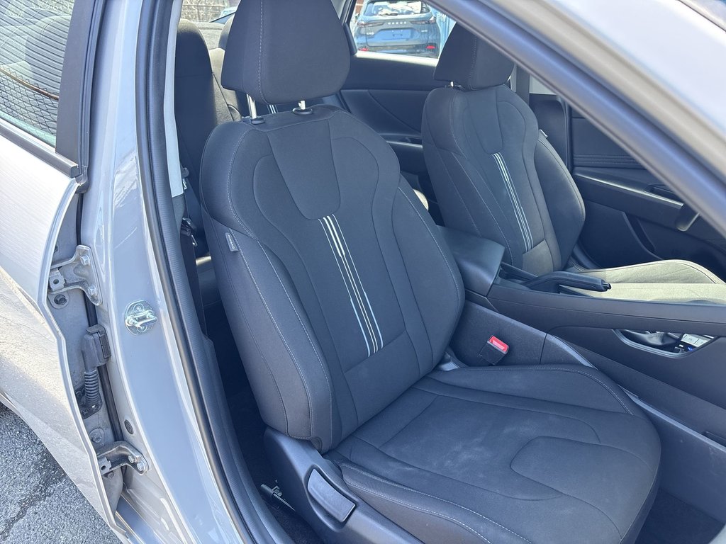 2023 Hyundai Elantra Preferred | Cam | USB | HtdSeats | Bluetooth | XM in Saint John, New Brunswick - 42 - w1024h768px