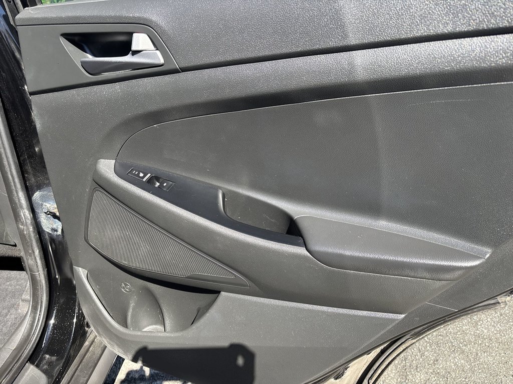 2017 Hyundai Tucson SE | USB | HtdSeats | Bluetooth| Keyless in Saint John, New Brunswick - 41 - w1024h768px