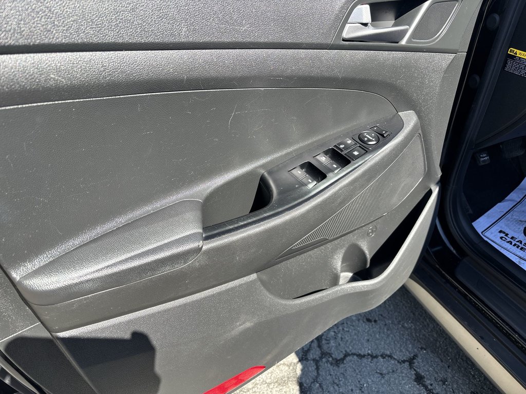2017 Hyundai Tucson SE | USB | HtdSeats | Bluetooth| Keyless in Saint John, New Brunswick - 15 - w1024h768px