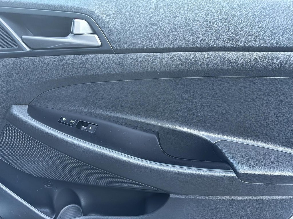 2018 Hyundai Tucson Base | Cam | USB | Bluetooth | Keyless | Cruise in Saint John, New Brunswick - 16 - w1024h768px