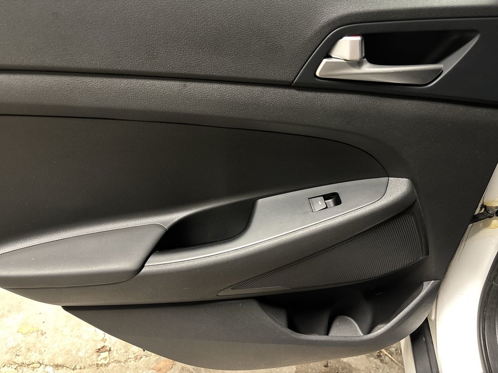 2020 Hyundai Tucson Essential | Cam | HtdSeats | Bluetooth | Keyless in Saint John, New Brunswick - 35 - w1024h768px