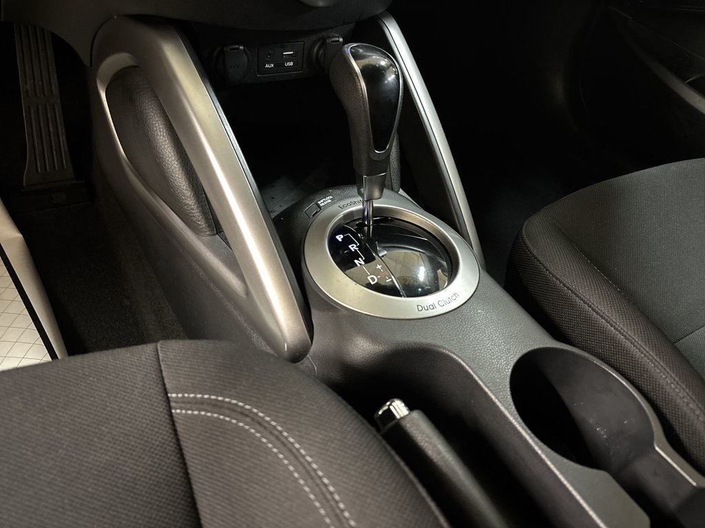 Hyundai Veloster SE | Cam | USB | HtdSeats | Bluetooth | Keyless 2016 à Saint John, Nouveau-Brunswick - 29 - w1024h768px