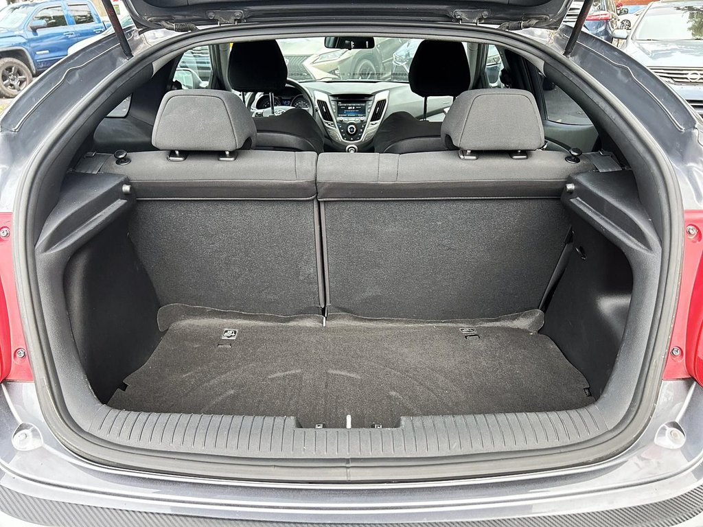 2016 Hyundai Veloster SE | Cam | USB | HtdSeats | Bluetooth | Keyless in Saint John, New Brunswick - 11 - w1024h768px