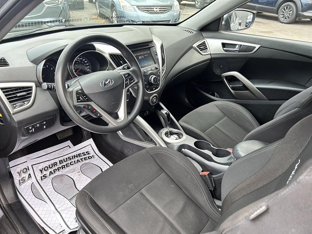 2016 Hyundai Veloster SE | Cam | USB | HtdSeats | Bluetooth | Keyless in Saint John, New Brunswick - 20 - w1024h768px