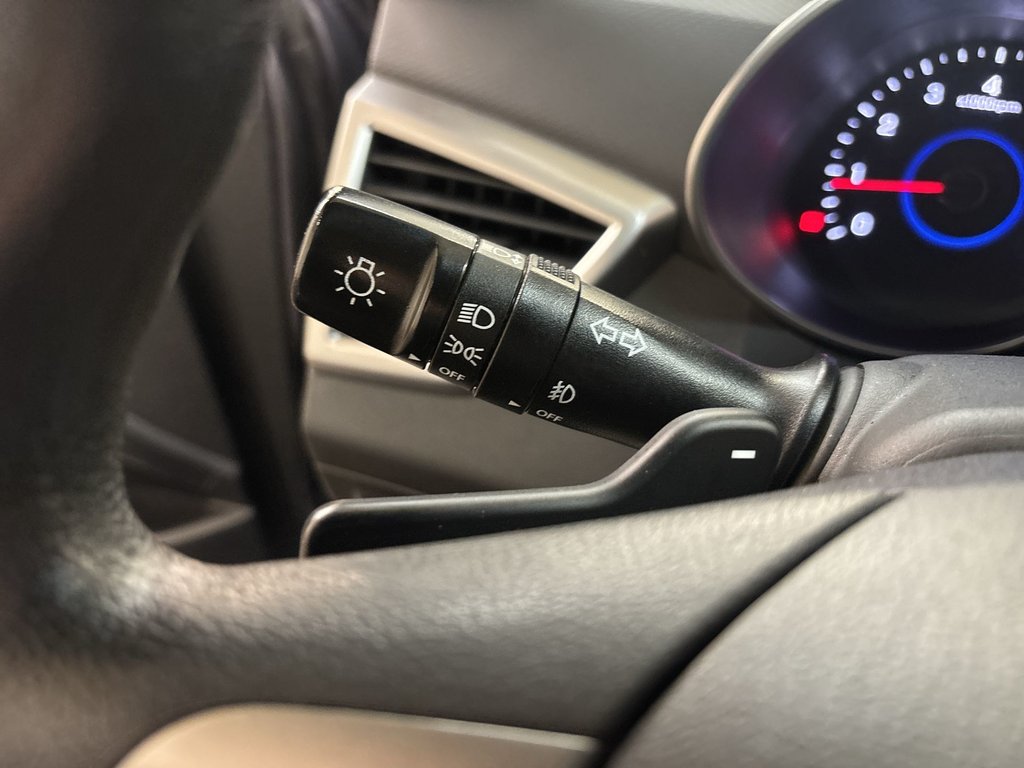 Hyundai Veloster SE | Cam | USB | HtdSeats | Bluetooth | Keyless 2016 à Saint John, Nouveau-Brunswick - 47 - w1024h768px