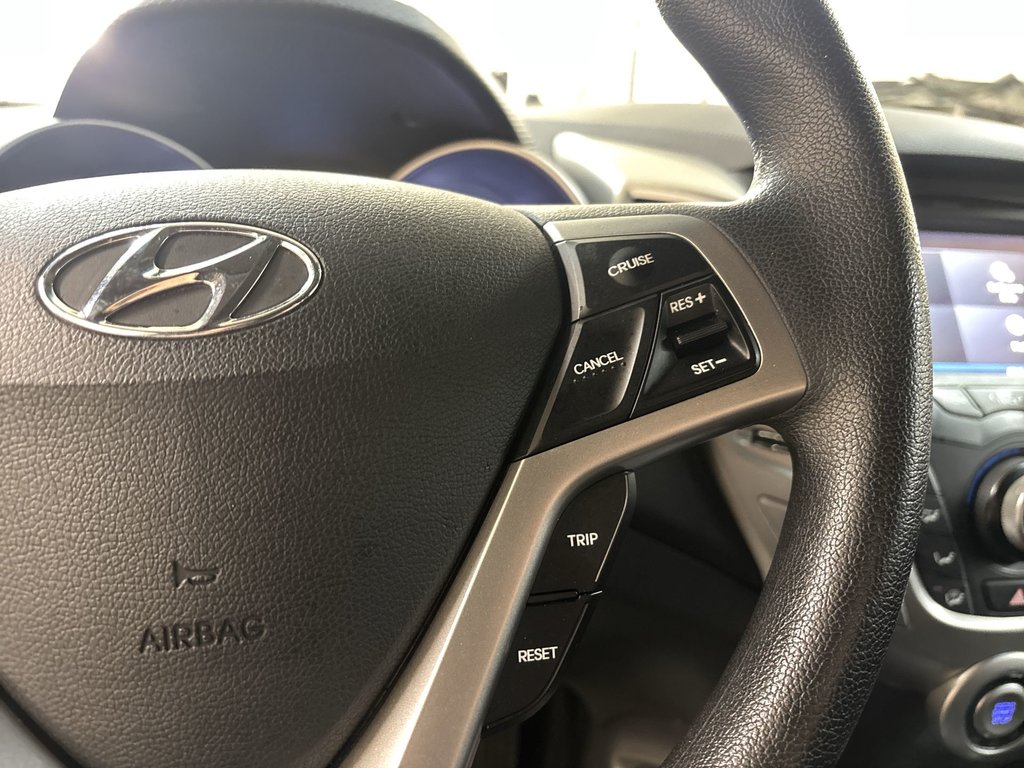 Hyundai Veloster SE | Cam | USB | HtdSeats | Bluetooth | Keyless 2016 à Saint John, Nouveau-Brunswick - 21 - w1024h768px