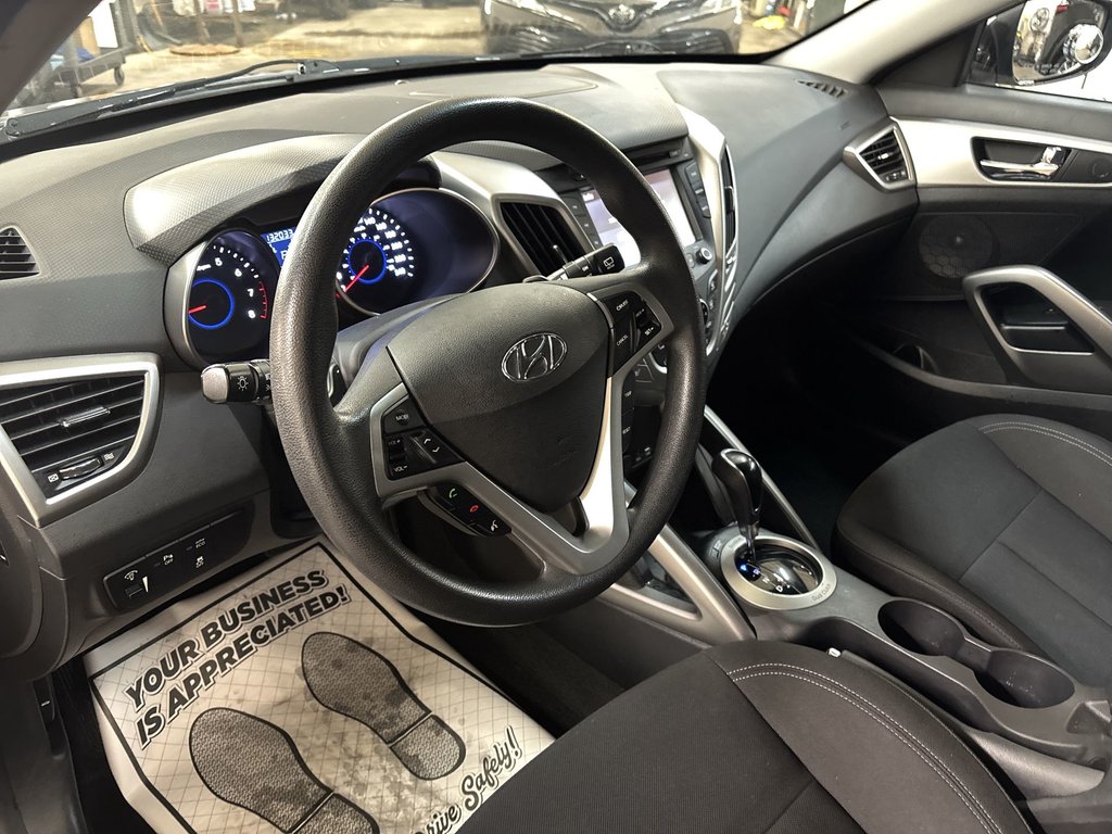 Hyundai Veloster SE | Cam | USB | HtdSeats | Bluetooth | Keyless 2016 à Saint John, Nouveau-Brunswick - 16 - w1024h768px