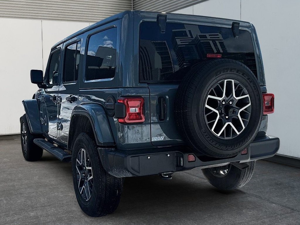 2024 Jeep Wrangler Sahara | Leather | Cam | USB | Warranty to 2028 in Saint John, New Brunswick - 7 - w1024h768px