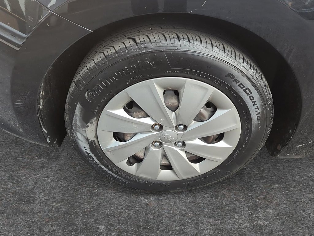 2018 Kia Rio 5-door in Antigonish, Nova Scotia - 8 - w1024h768px