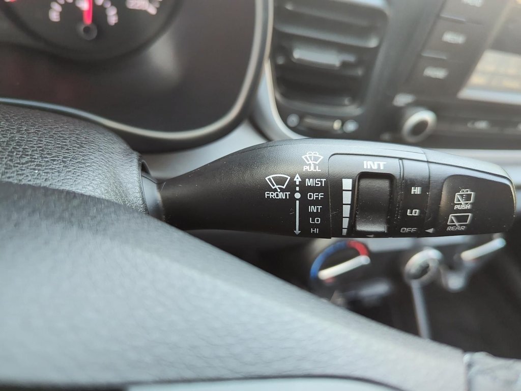 2018 Kia Rio 5-door in Antigonish, Nova Scotia - 30 - w1024h768px