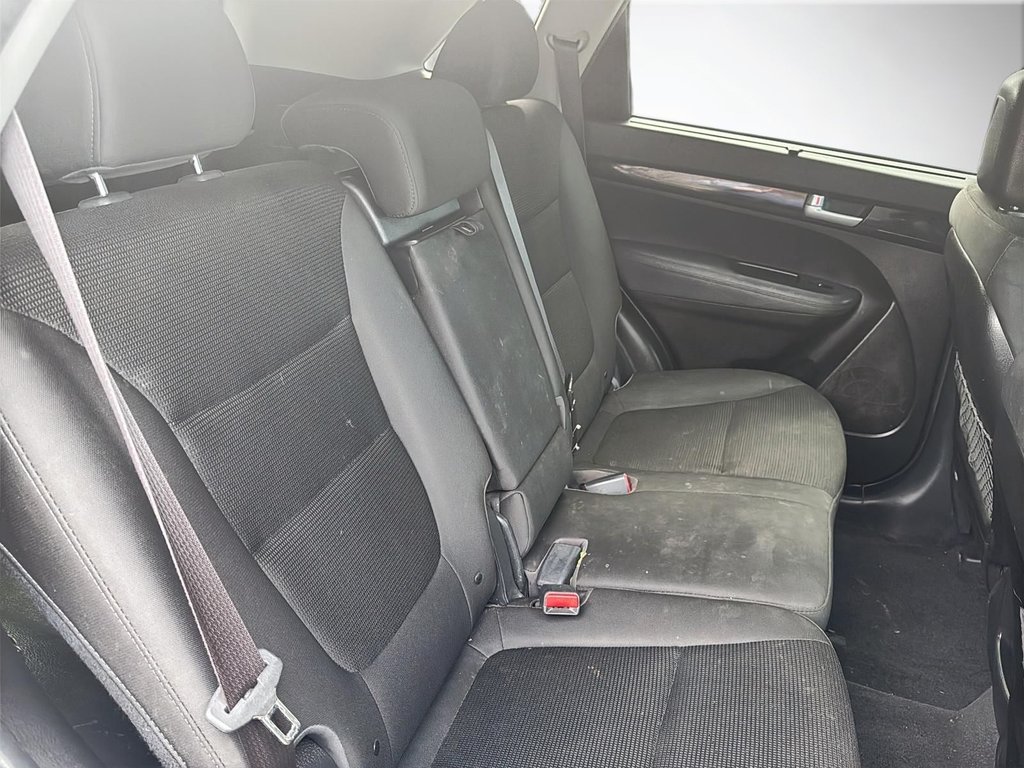 Kia Sorento LX | Cam | USB | Bluetooth | Keyless | Cruise 2015 à Saint John, Nouveau-Brunswick - 34 - w1024h768px