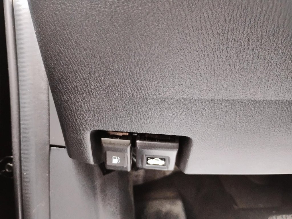 2021 Mazda CX-3 in Antigonish, Nova Scotia - 27 - w1024h768px