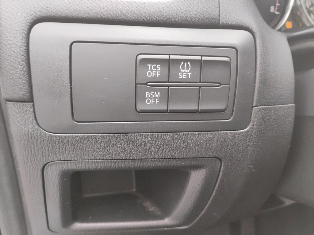 2014 Mazda CX-5 in Antigonish, Nova Scotia - 30 - w1024h768px