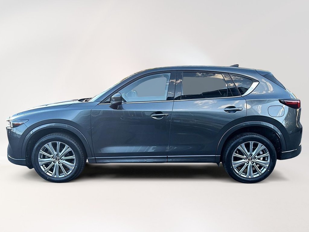 2022  CX-5 Signature | Leather | SunRoof | Warranty to 2029 in Saint John, New Brunswick - 9 - w1024h768px