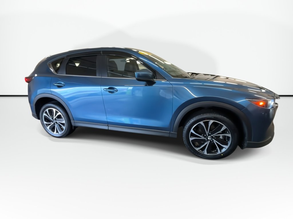 2022 Mazda CX-5 GS | Leatherette | Cam | USB | HtdSeats in Saint John, New Brunswick - 9 - w1024h768px