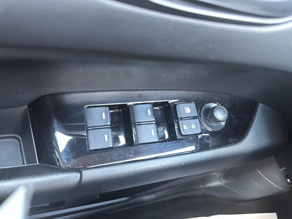 2025 Mazda CX-5 in Antigonish, Nova Scotia - 37 - w1024h768px