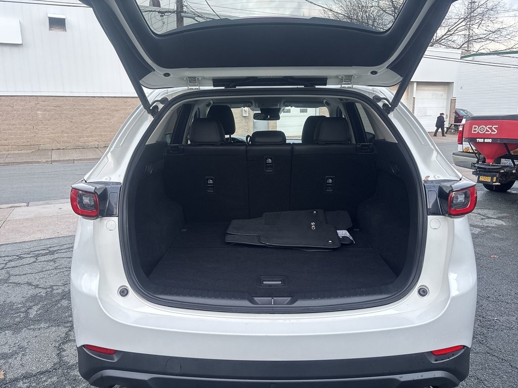 2025 Mazda CX-5 in Antigonish, Nova Scotia - 36 - w1024h768px