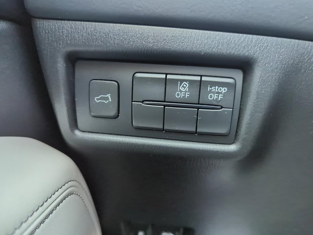 2025 Mazda CX-5 in Antigonish, Nova Scotia - 39 - w1024h768px