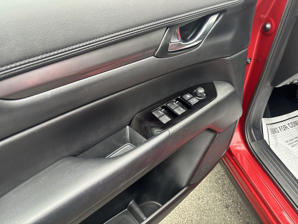 2025 Mazda CX-5 in Antigonish, Nova Scotia - 7 - w1024h768px