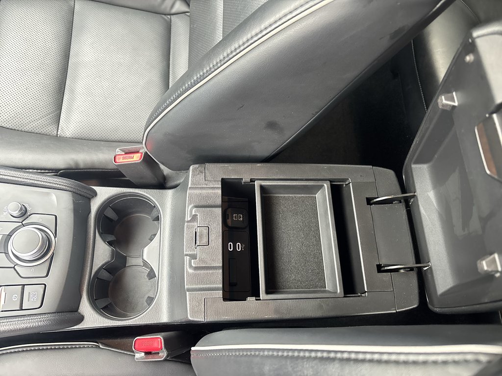 2025 Mazda CX-5 in Antigonish, Nova Scotia - 42 - w1024h768px