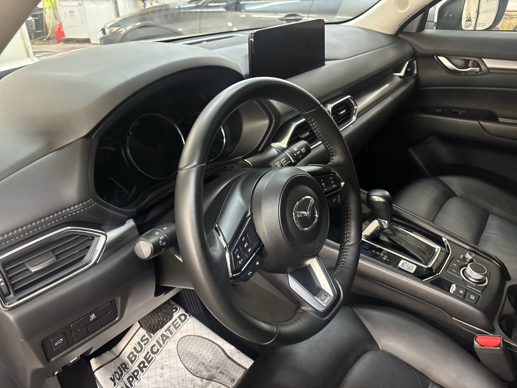 2025 Mazda CX-5 GS | Leather | Roof | Cam | USB | HtdSeats in Saint John, New Brunswick - 16 - w1024h768px