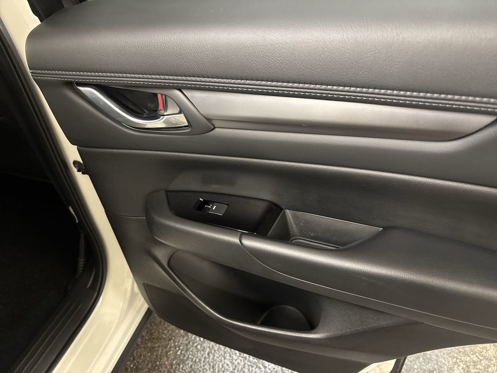 2025 Mazda CX-5 GS | Leather | Roof | Cam | USB | HtdSeats in Saint John, New Brunswick - 41 - w1024h768px
