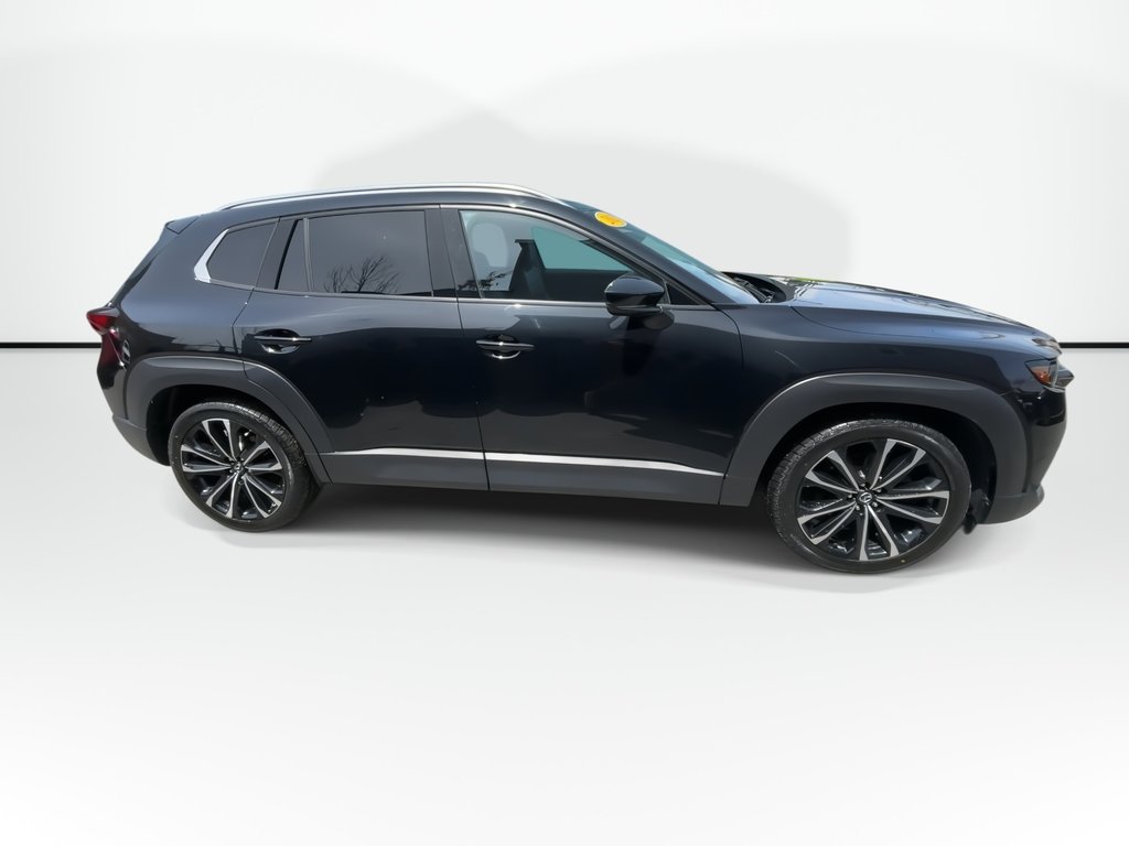 Mazda CX-50 GT | Leather | Roof | Cam | USB | HtdSeats 2023 à Saint John, Nouveau-Brunswick - 9 - w1024h768px
