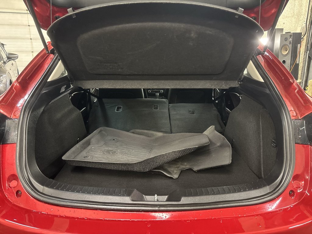 2018 Mazda 3 Sport GT | Leather | Roof | Cam | HtdSeats | Bluetooth in Saint John, New Brunswick - 37 - w1024h768px