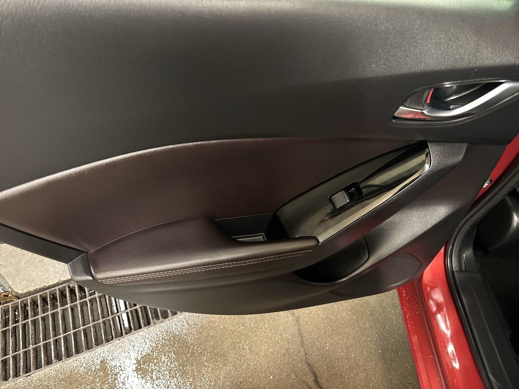 2018 Mazda 3 Sport GT | Leather | Roof | Cam | HtdSeats | Bluetooth in Saint John, New Brunswick - 35 - w1024h768px