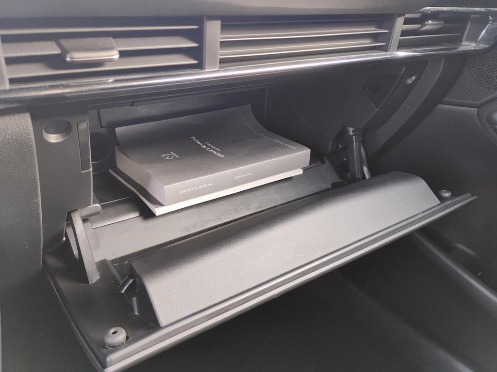 2019 Mazda 3 Sport GS | Cam | USB | HtdSeats | Bluetooth | Keyless in Saint John, New Brunswick - 22 - w1024h768px