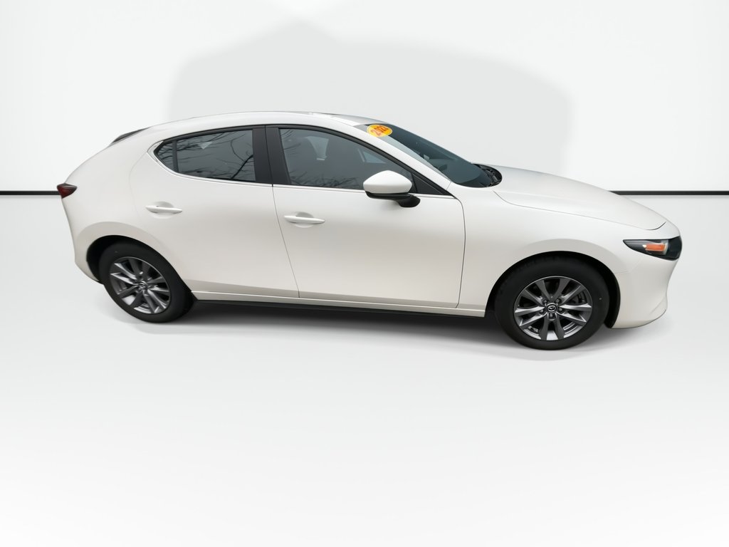 Mazda 3 Sport GS | Cam | USB | HtdSeats | Bluetooth | Keyless 2022 à Saint John, Nouveau-Brunswick - 9 - w1024h768px